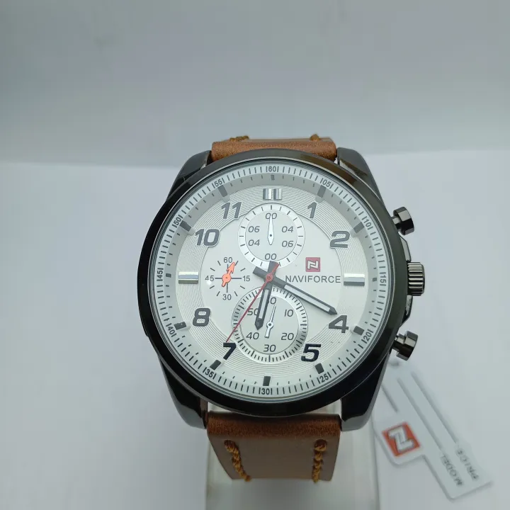 Fashionable%20Watch%20For%20Men%20%7C%7C%20Round%20Dial%20Leather%20Belt%20Waterproof%20Watch%20For%20Men%20-%20Image%207