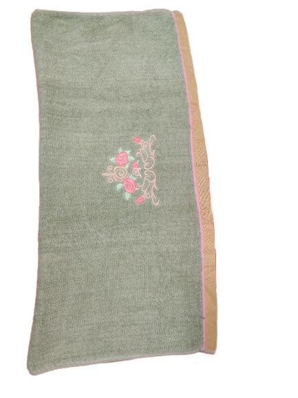 Linman%20Cotton%20Nature%20Green%20Rose%20EBargain%20price%20mbroidery%20400%20Gsm%20Bathtowel%20-%20Image%203