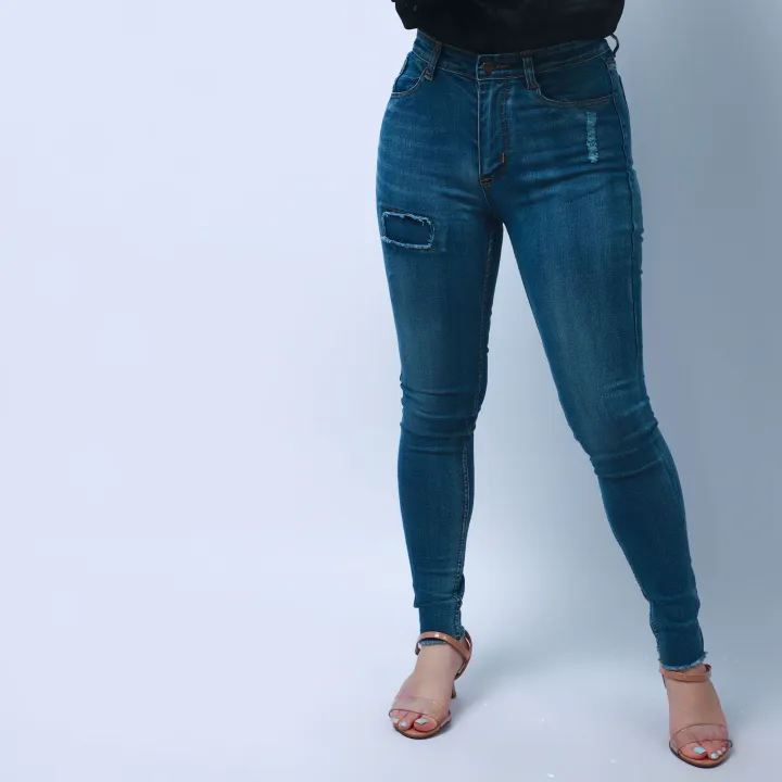 Women%20Skinny%20distressed%20jeans%20-%20Image%202