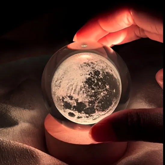 3D%20Galaxy%20Crystal%20Ball%20lamp%20Night%20Light%20With%20Wooden%20Base%20Moon,%20Saturn,%20Galaxy%20-%20Image%203