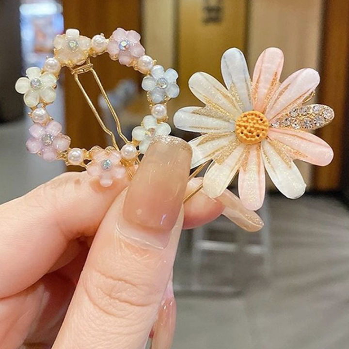 4%20Piece%20Set%20Korean%20Hair%20Clips%20For%20Girls,%20Fancy%20Bling%20Lady%20Girls%20Hair%20Accessories%20Pearl%20Resin%20Acrylic%20Hair%20Clips%20Rhinestone%20Set%20-%20Image%206