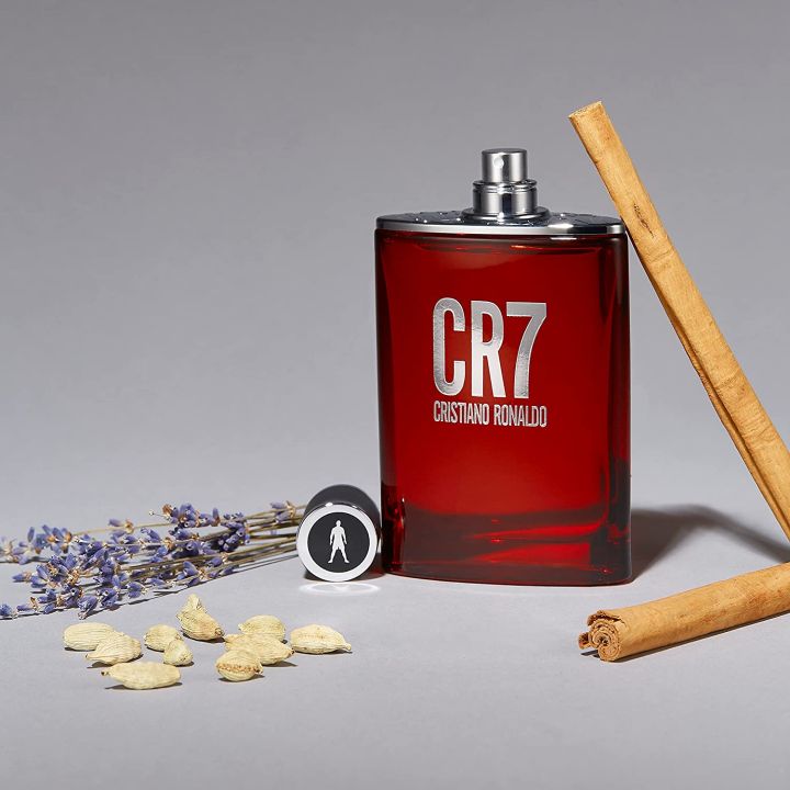 Cristiano%20Ronaldo%20Cr7%20Edt%20Spray%20For%20Men,%20Aromatic%20Woody%20Fragrance%20Cologne%20With%20Notes%20Of%20Lavender,%20Bergamot,%20Sandalwood,%20&%20Musk,%20100Ml%20-%20Image%205