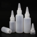 50ML Refillable Bottles Eco-Friendly 20ML PE Plastic PE Plastic Glue Bottles 10pcs/lot Empty Screw-On Lids for for Dispensing Liquids for Ketchup for Condiments. 