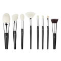 Lurella Cosmetics It Girl Kit 8 Piece Brush Set. 