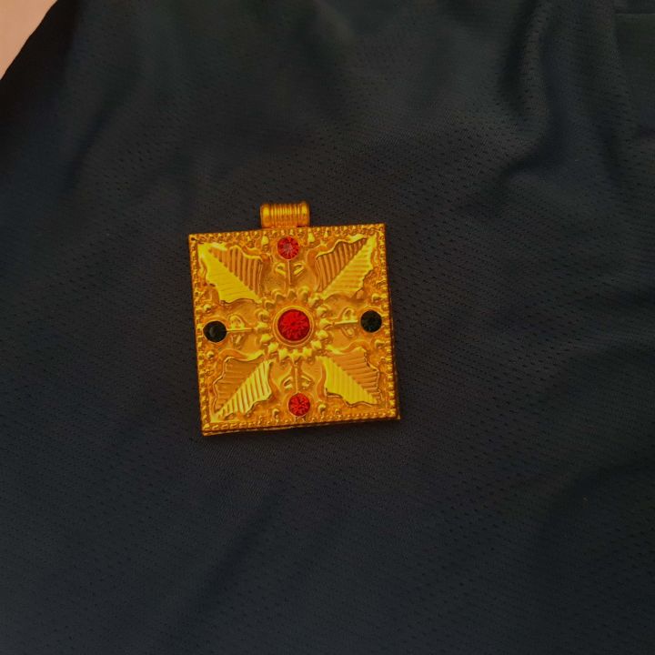 Panchadhatu%20Jantar%20Gold%20Design%20Pendant%20Only%20%E2%80%93%20Traditional%20&%20Stylish%20Nepali%20Jewelry%20for%20Men%20&%20Women%20-%20Image%204