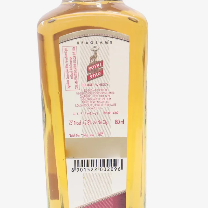 Royal%20Stag%20Delux%20Whiskey%20180Ml%20-%20Image%204