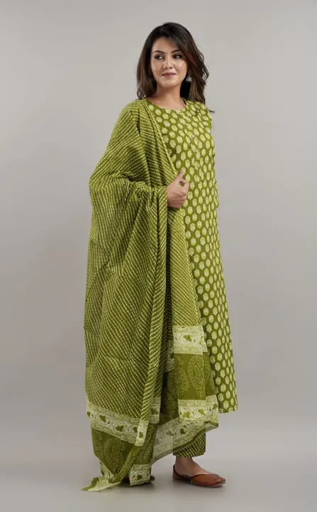 Fabdale%20Women%E2%80%99s%20Pure%20Cotton%20Printed%20Kurta%20Pant%20with%20Dupatta%20Set%20%7C%20Green%20Floral%20Ethnic%20Wear%20(DVST-017)%20-%20Image%206
