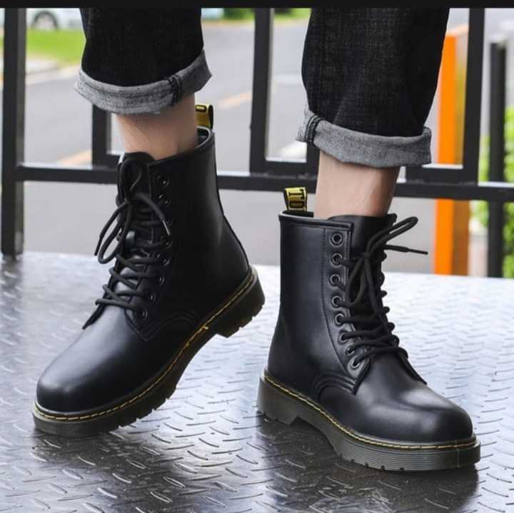 Black Martin Boot lace up for Men (NAVYA Store)