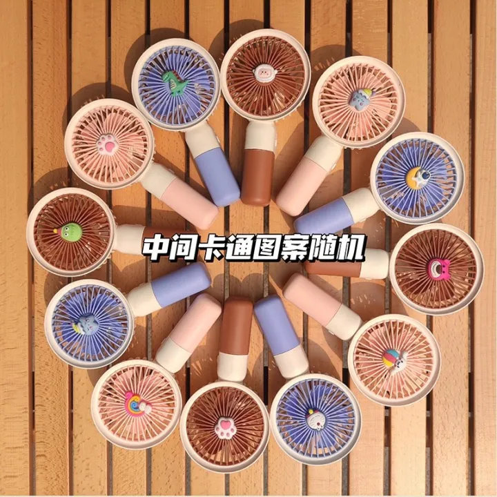 Sanrio%20Cartoon%20Portable%20Handheld%20Small%20Fan%20Cute%20Mini%20Kuromi%20Melody%20Children%20Students%20Desktop%20Small%20Electric%20Fans%20-%20Image%204