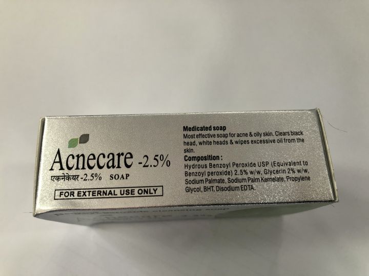 Acnecare-2.5%25,%20Benzoyl%20Peroxide%20Cleansing%20Soap,%20Anti-Acne%20Soap,%2075Gm%20-%20Image%203