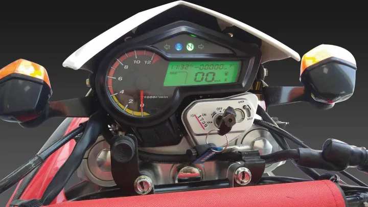 Runner%20Hawk%20200%20/Offroad%20Bike%20-%20Image%209