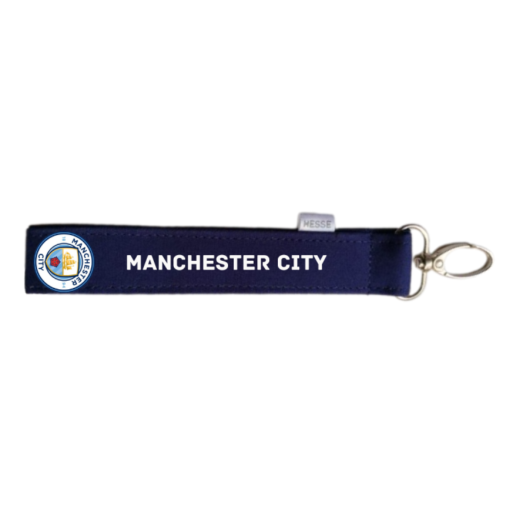Football%20Club%20DTF%20Printed%20Keyring%20Key%20Holder%20Football%20Fan%20Club%20Hesse%20Wristlet%20Keychain%20-%20Image%204