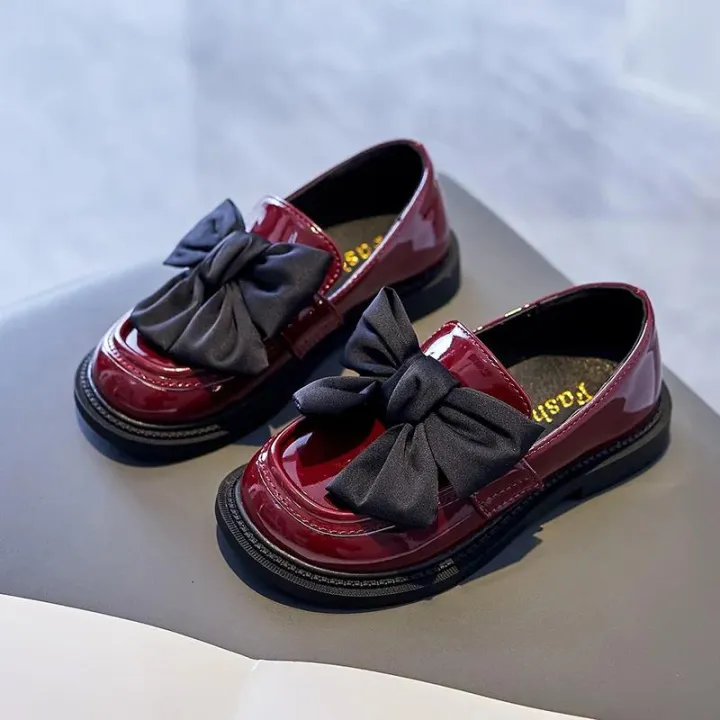 Girls%20shiny%20soft%20shoes%20oxford%20school%20spring%20and%20autumn%20girls%2036%20high%20quality%2026-size%20leather%20shoes%20kids%20suitable%20PU%20leather%20slippers%20for%20girls%20-%20Image%205