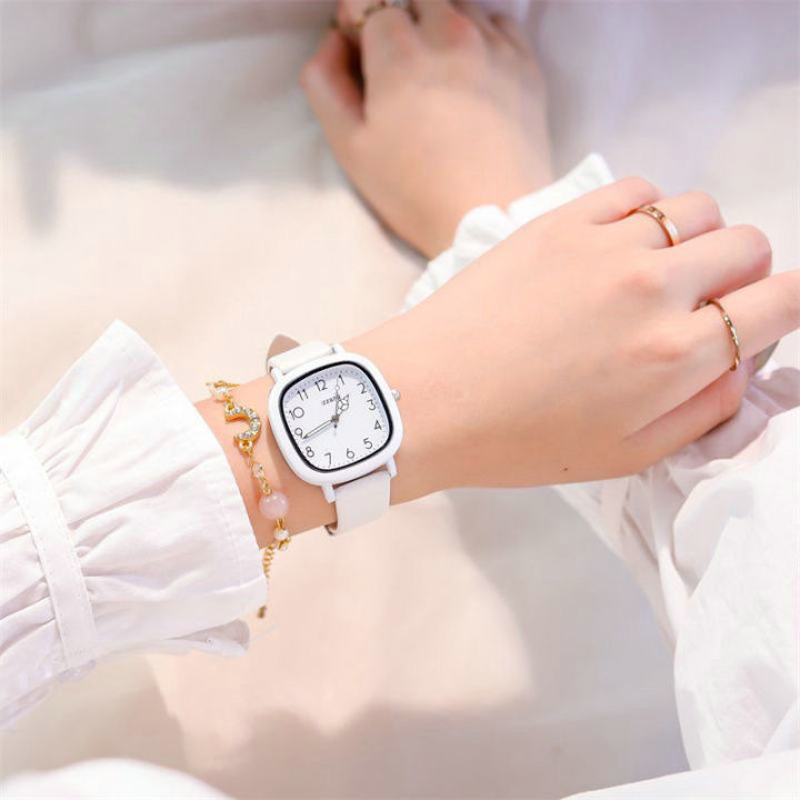 Simple%20and%20Elegant%20Style%20for%20Girls,%20Fresh%20and%20Vintage%20Forest%20Series%20Women's%20Antique%20Watch%20-%20Image%207