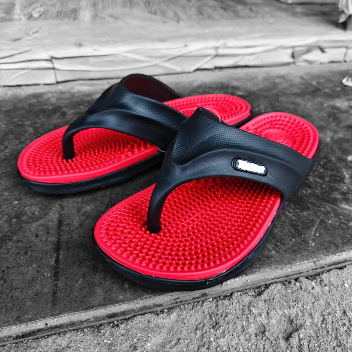 Magic%20Pressure%20Slippers%20For%20Men%20-%20Multisize%20%7C%20Fashion%20%7C%20Slippers%20For%20Men%20%7C%20Men's%20Footwear%20%7C%20Slip-On%20House%20Shoes%20%7C%20-%20Image%202