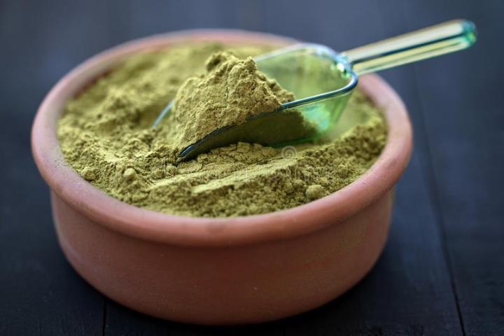 Organic%20Henna%20Powder%20For%20Hand%20Art%20/%20Mehendi%20Powder%20-%20500%20gm%20-%20Image%204
