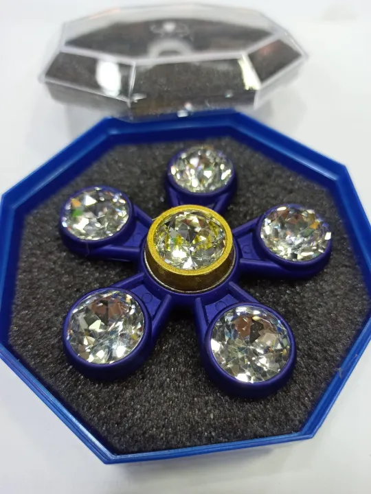 6%20Diamond%20High%20Speed%20Metal%20Fidget%20Spinner%20Toy%20-%20Image%202