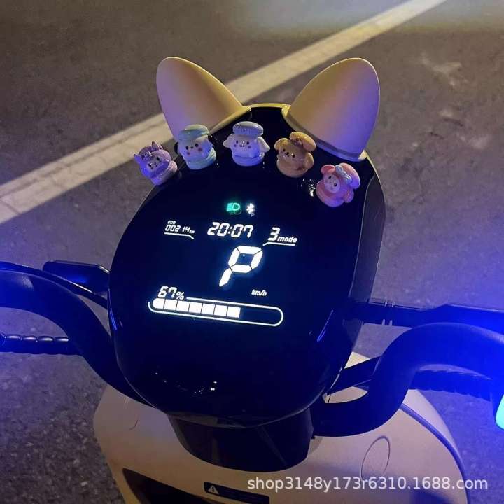 Cinnamon%20Dog%20Electric%20Vehicle%20Decoration%20Car%20Ornament%20Cute%20Battery%20Motorcycle%20aron%20Doll%20No.%209%20Emma%20Universal%20-%20Image%204