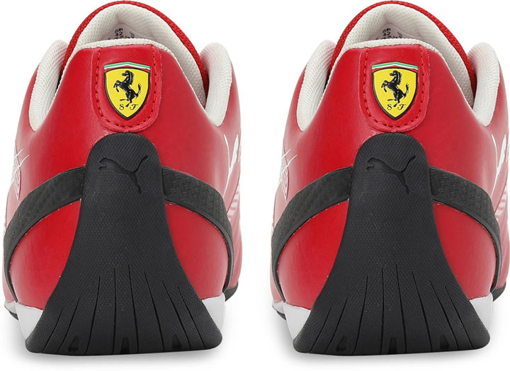 PUMA%20Ferrari%20Carbon%20Cat%20Men's%20Sneakers%20%E2%80%93%20Rosso%20Corsa/Puma%20White,%20Motorsport%20Inspired%20Lifestyle%20Shoes%20%E2%80%93%20Original%20PUMA%20Nepal%20-%20Image%206