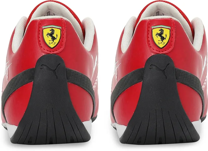 PUMA%20Ferrari%20Carbon%20Cat%20Men's%20Sneakers%20%E2%80%93%20Rosso%20Corsa/Puma%20White,%20Motorsport%20Inspired%20Lifestyle%20Shoes%20%E2%80%93%20Original%20PUMA%20Nepal%20-%20Image%206