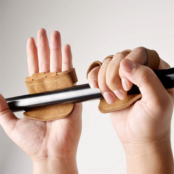1Pair%20Durable%20Body%20Building%20Dumbbell%20Half%20Finger%20Pull-Ups%20Training%20Protection%20Gloves%20Hand%20Grips%20Gloves%20Gym%20Hand%20Grip%20Hand%20Gloves%20-%20Image%204