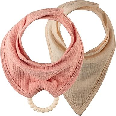 Dr%20Brown's%20Bandana%20Bibs%20with%20Removable%20Beaded%20Teether,%202-Pack,%20AC282-P12%20/%20AC283-P12%20-%20Image%202