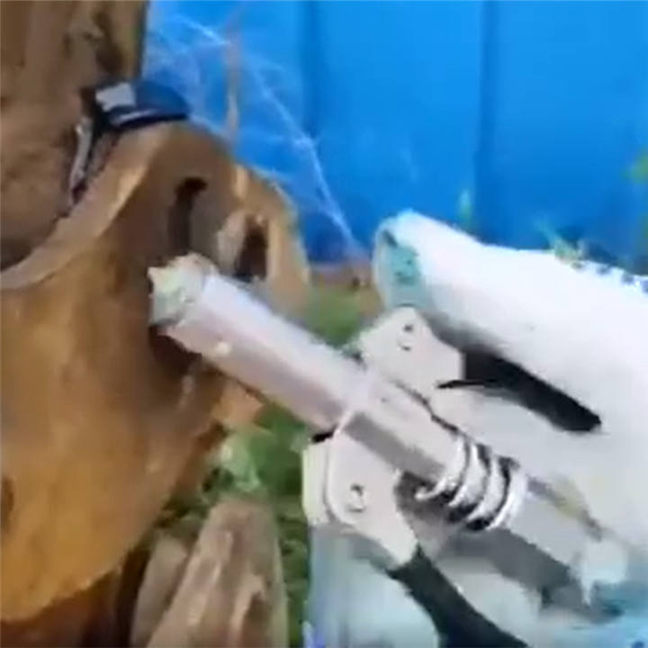 Grease%20Coupler%20Heavy-Duty%20Quick%20Release%20Grease%20Coupler%20Grease%20Coupler%20Metal%20NPTI/8%2010000%20PSI%20Two%20Press%20Easy%20to%20Oil%20Grease%20Injector%20-%20Image%205