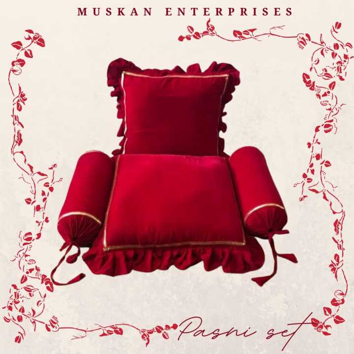 Beautiful Red Pasni Set