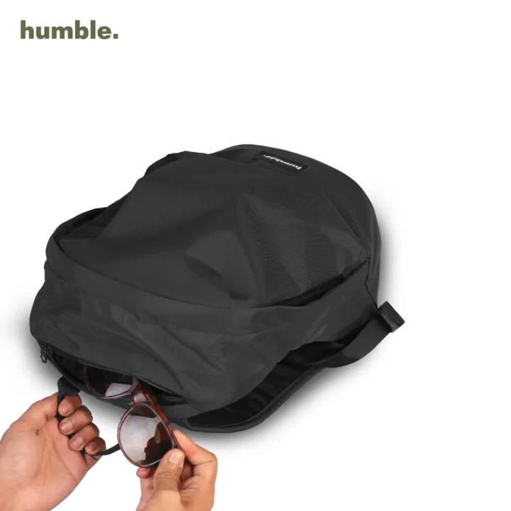 Humble.%20Urban%20Mini%20Series%20All%20Black%20Unisex%20Laptop%20Bag%20/%20Backpack%20-%20Image%205