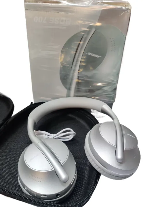 Noise%20Cancelling%20Headphones%20700,Bluetooth,%20Over-Ear%20Wireless%20with%20Built-In%20Microphone%20for%20Clear%20Calls%20&%20Alexa%20Voice%20Control,%20Black%20-%20Image%202