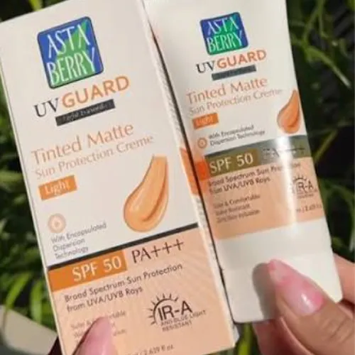 Astaberry Uv GuardTinted + Matte Sunscreen SPF50 PA+++ Light -75ml