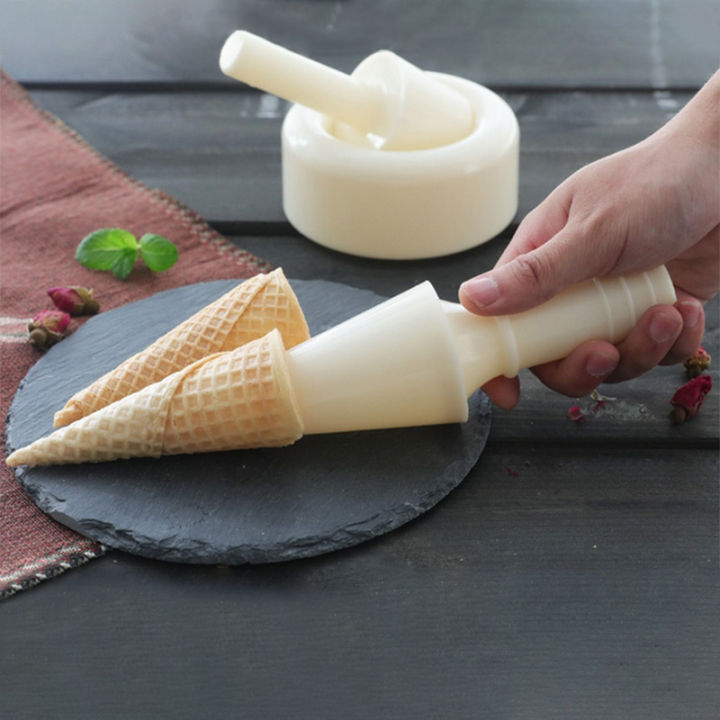Ice%20Cream%20Cone%20Mold%20DIY%20Ice%20Cream%20Cone%20Maker%20Ice%20Cream%20Making%20Tool%20Ice%20Cream%20Maker%20Cone%20Mold%20Cone-Shaped%20Crispy%20Cone%20DD7%20-%20Image%208