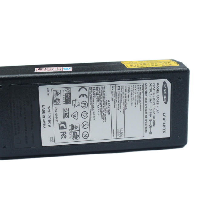 Samsung%20laptop%20Charger%2065w%20-%20Image%203