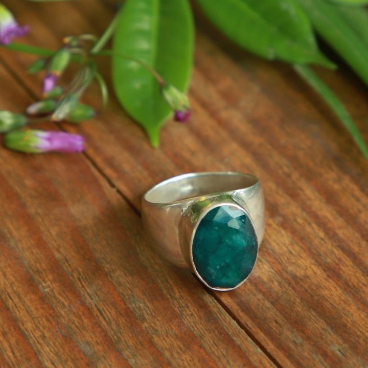 Pure Silver Ring With Natural Emerald For Men / 6.1 Gram