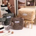 Retro Casual Women's Cosmetic Bag Large Capacity Portable Leopard Print Cosmetic Bag Leopard Print Pattern Lightweight Make Up Organizer Daily Use. 