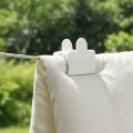 2PCS Durable Anti-slip Blanket Drying Clips Extra Large Rust Proof Quilt Clips Plastic Thicken Drying Clothes Pegs Winter Quilts. 