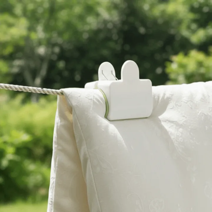 2PCS%20Durable%20Anti-slip%20Blanket%20Drying%20Clips%20Extra%20Large%20Rust%20Proof%20Quilt%20Clips%20Plastic%20Thicken%20Drying%20Clothes%20Pegs%20Winter%20Quilts%20-%20Image%208