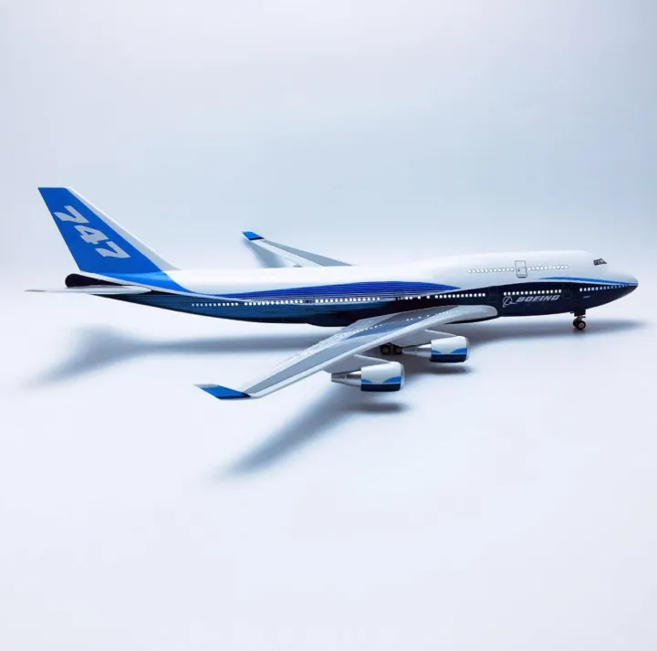 BOING%20747%20Airplane%20Simulation%20Passenger%20Aircraft%20Plane%20Model%20scale%201:160%20LED%2047CM%20AIRCRAFT%20AEROPLANE%20PLANE%20MODEL%20WITH%20LIGHTENING%20FEATURES%20PERFECT%20FOR%20DECORATION%20AND%20GIFT%20ITEM%20-%20Image%207