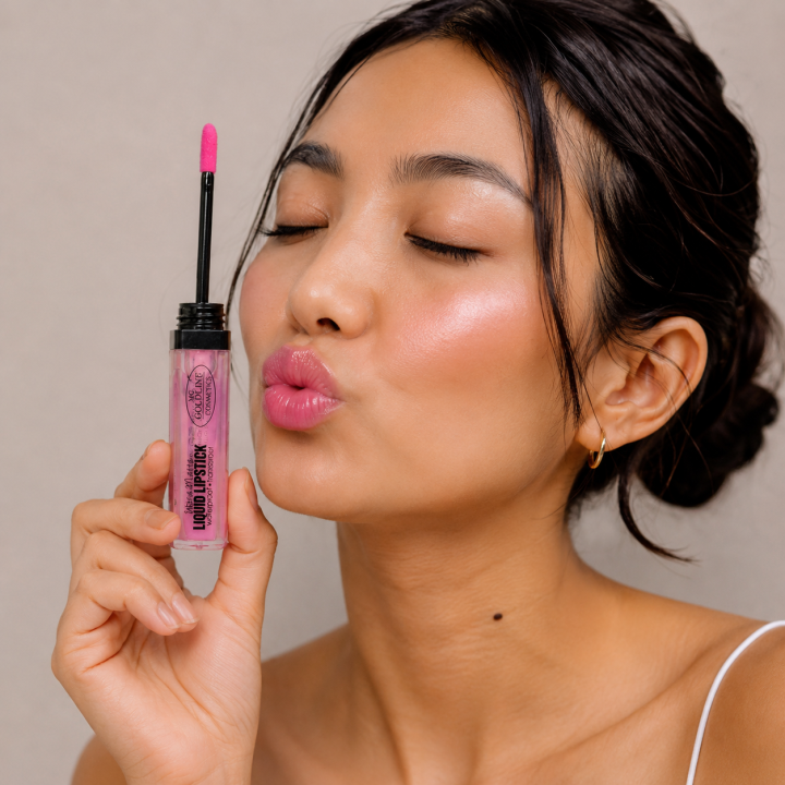 Long%20Lasting,%20Smooth%20&%20Ultra%20Matte%20Liquid%20Lipstick%204.7ml%20-%20Transfer%20&%20Water%20Proof%20-%20Image%204