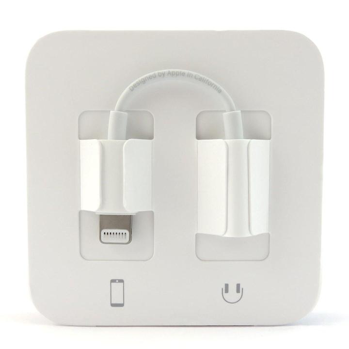 Lightning%20to%203.5%20mm%20Headphone%20Jack%20Adapter%20-%20Image%203