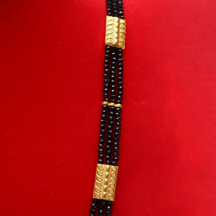 Black%203%20Line%20Mangalsutra%20For%20Women%20-%20Image%204