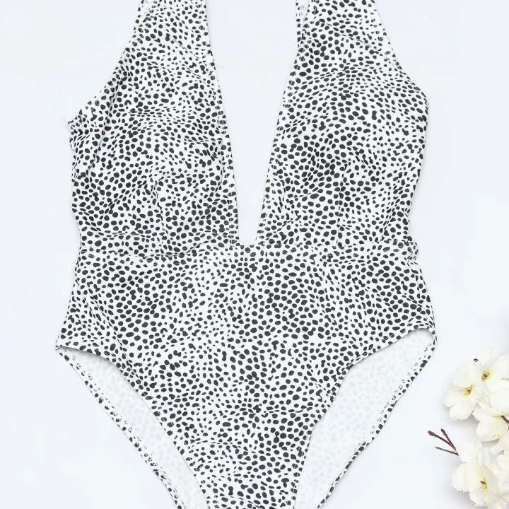 White/Black%20Color%20Polka%20Dot%20Swimwear%20/%20Swimsuit%20For%20Women%20-%20Image%203