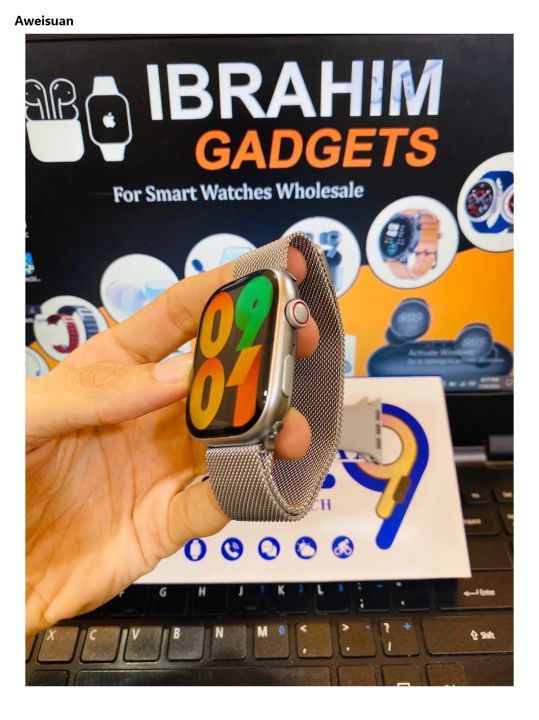 Aweisuan%20KW9%20MAX%20Series%209%20Smartwatch%20%7C%20With%20Magnetic%20Chain%20%7C%20Full%20HD%20Display%20%7C%20Bluetooth%20Calling%20,%20Custom%20wallpaper%20%7C%20Sports%20Features%20%7C%20Health%20Trackers%20%7C%20Wireless%20Charging%20-%20Image%206