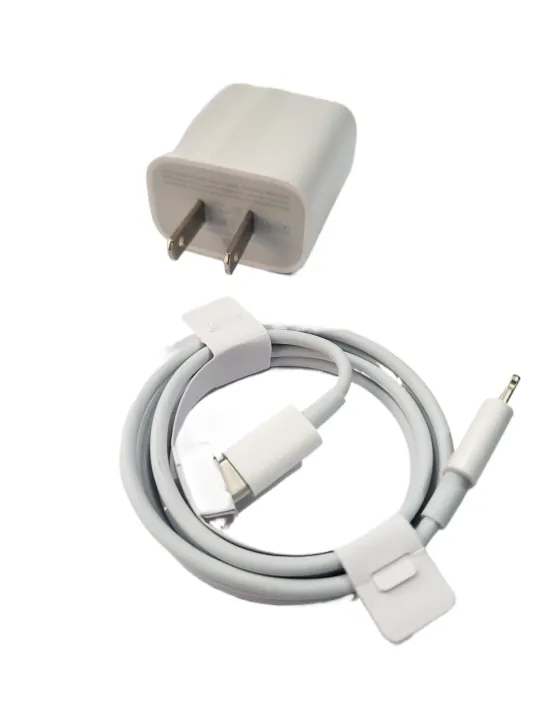 25%20W%20Charger%20For%2014%20Pro%20Max%20USB-C%20TO%20Lightning%20-%20Image%203