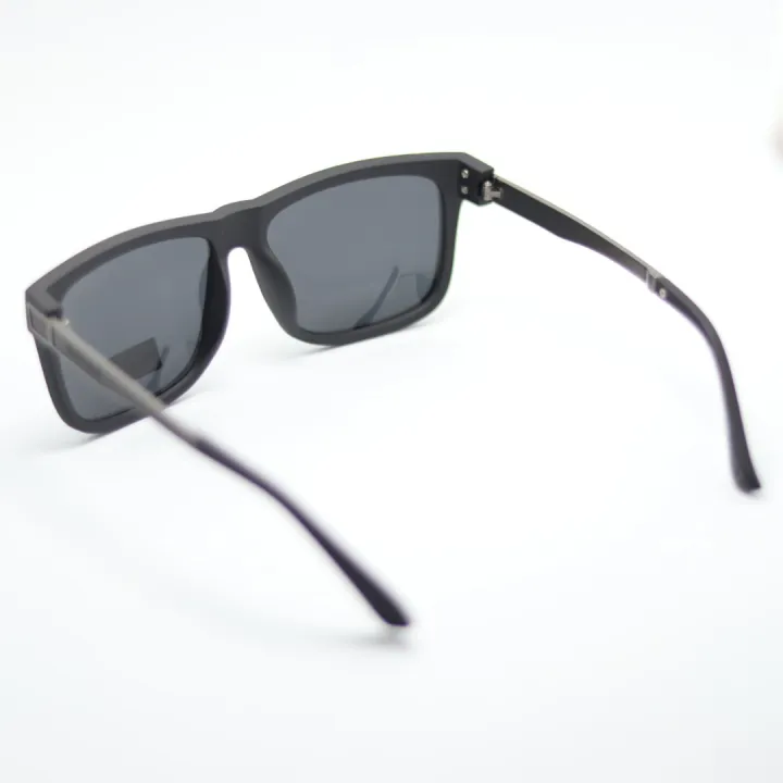 Matte%20Black%20Polarized%20Square%20Frame%20Sunglasses%20For%20Men%20%7C%20UV%20400%20Protection%20Solid%20Square%20Sunglasses%20For%20Men%20-%20Image%206