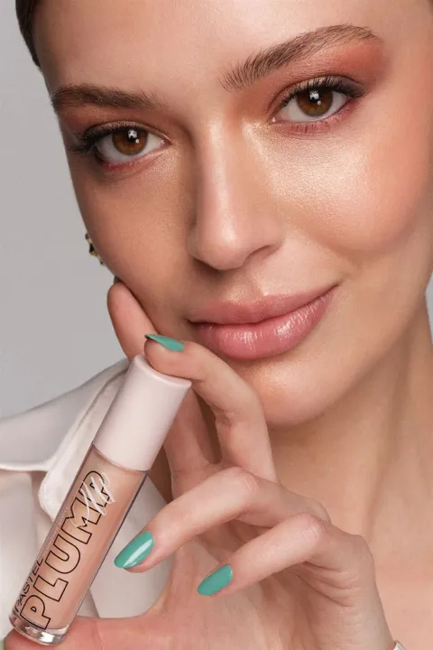 Pastel%20cosmetics%20profashion%20plump%20up%20extra%20hydrating%20plumping%20gloss%205.3ml%20-%20Image%202