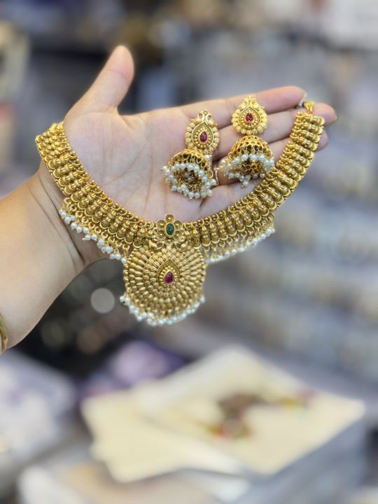 Brash Temple Jewellery Set For Women