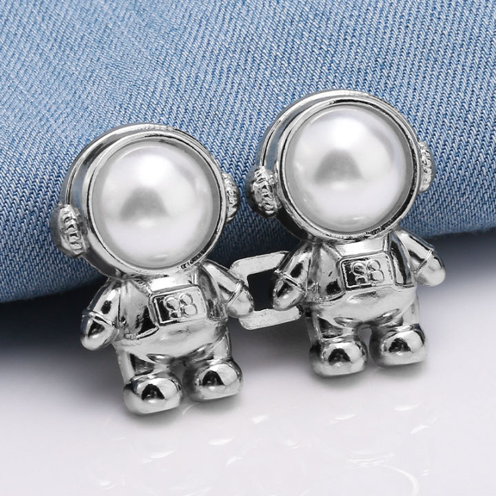 2Pcs Astronaut Shaped Tighten Waistband Adjustable Jean Button Waist Clip Buckle Pants Buckle Extender Jeans Button Attacher Pin Maoxiu