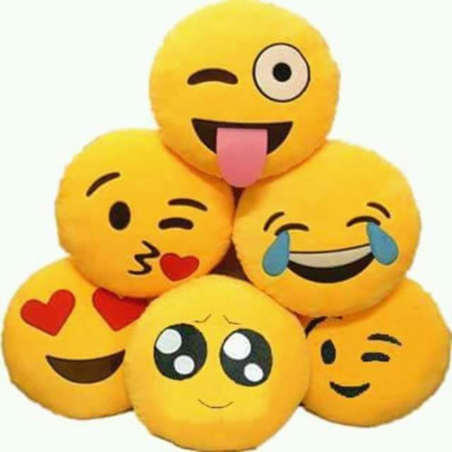 Emoji%20Tongue%20Face%20Emoticon%20Cushion%20Stuffed%20Plush%20Soft%20Pillow%2012%20inch%20-%20Image%202
