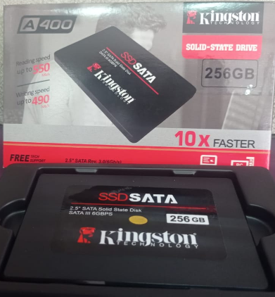 Kingston%20A400%20Internal%20SSD%202.5%20240GB%20SATA%203%20-%20SA400S37/256G%20-%20Image%205